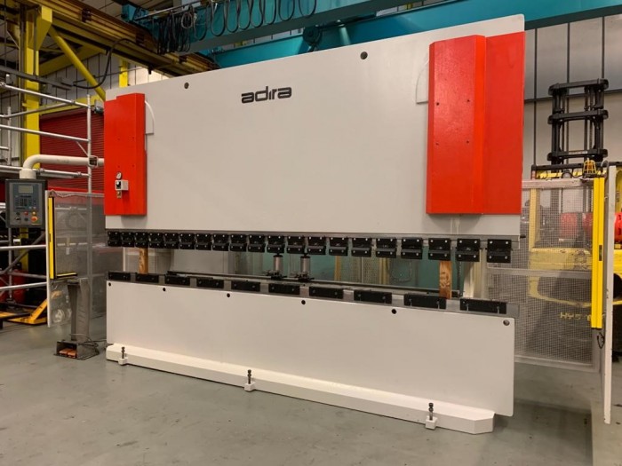 ADIRA MODEL QHD 15040 BL 150 X 4000CNC PRESS BR STOCK NO 01866 - Image 2