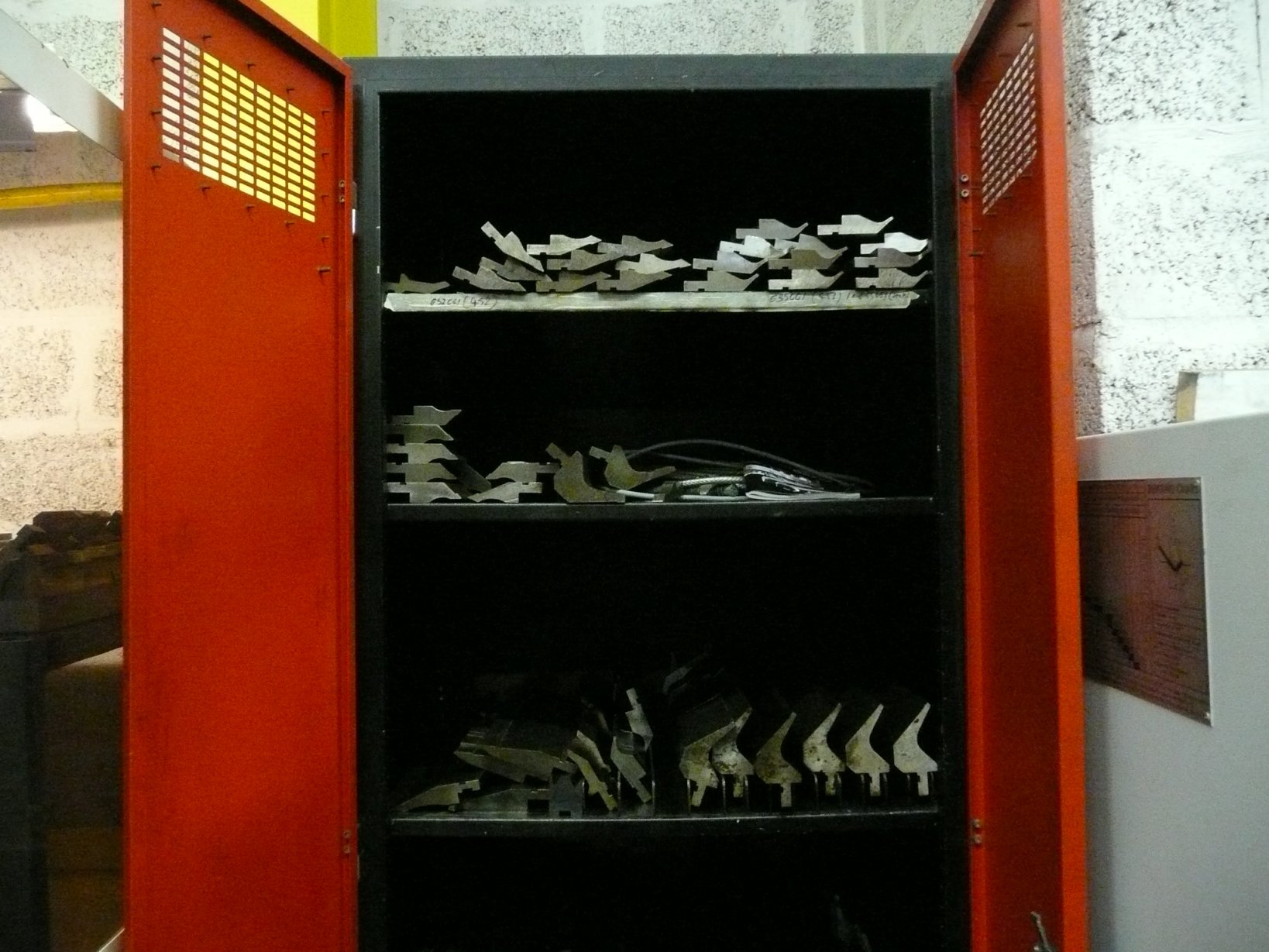 CABINET FOR AMADA TOOLING STOCK TC1900 - Image 3