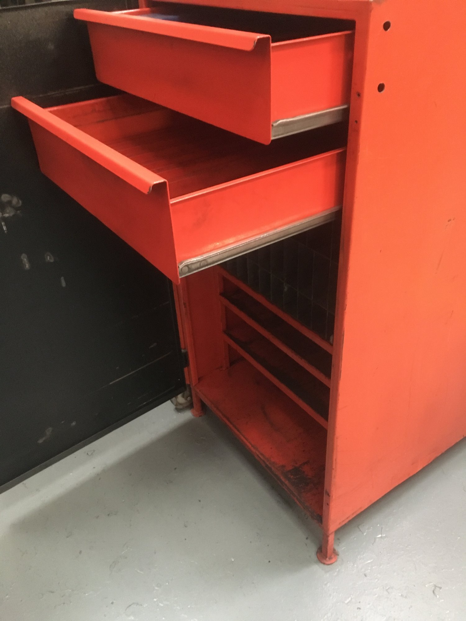AMADA STYLE PRESS BRAKE TOOLING STOCK N0 01890 - Image 3