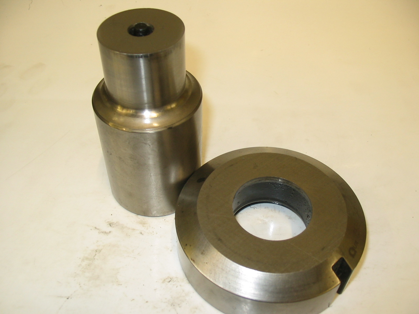 C STATION AMADA ROUND PUNCH 36MM WITH DIE 0.3MM CLEARANCE