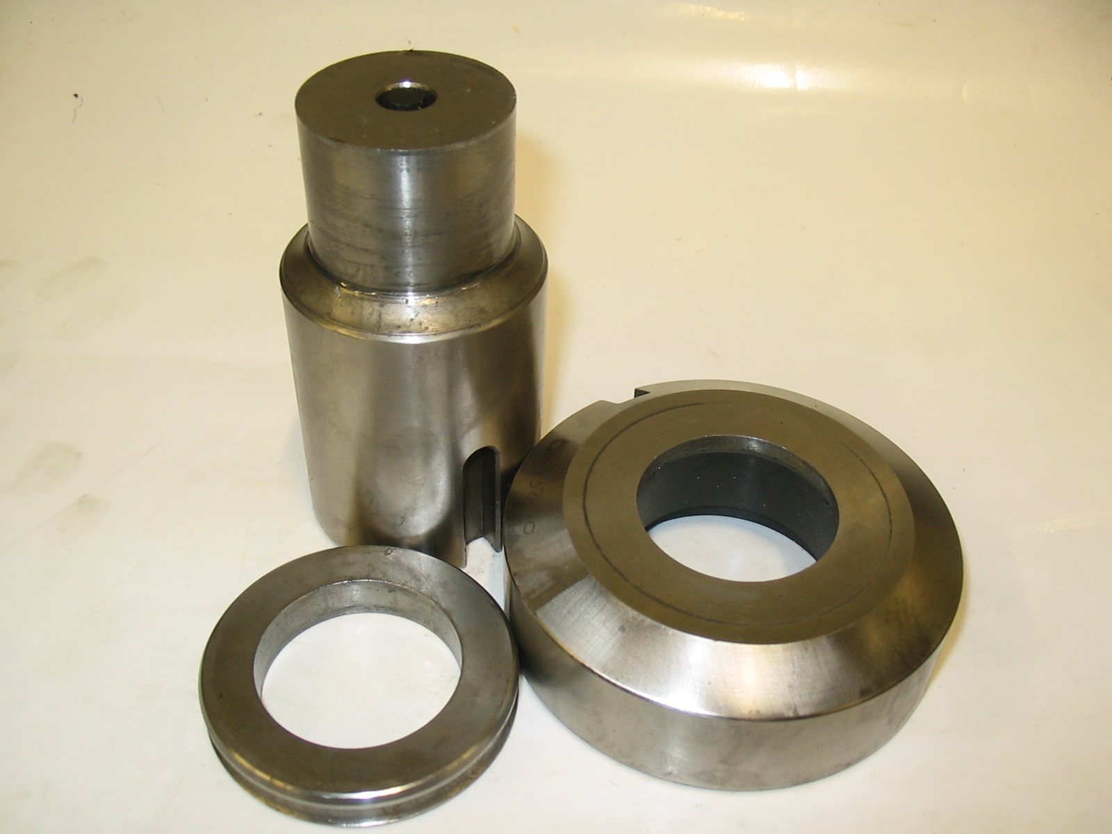 C STATION AMADA ROUND PUNCH 38MM WITH DIE 0.4MM CLEARANCE