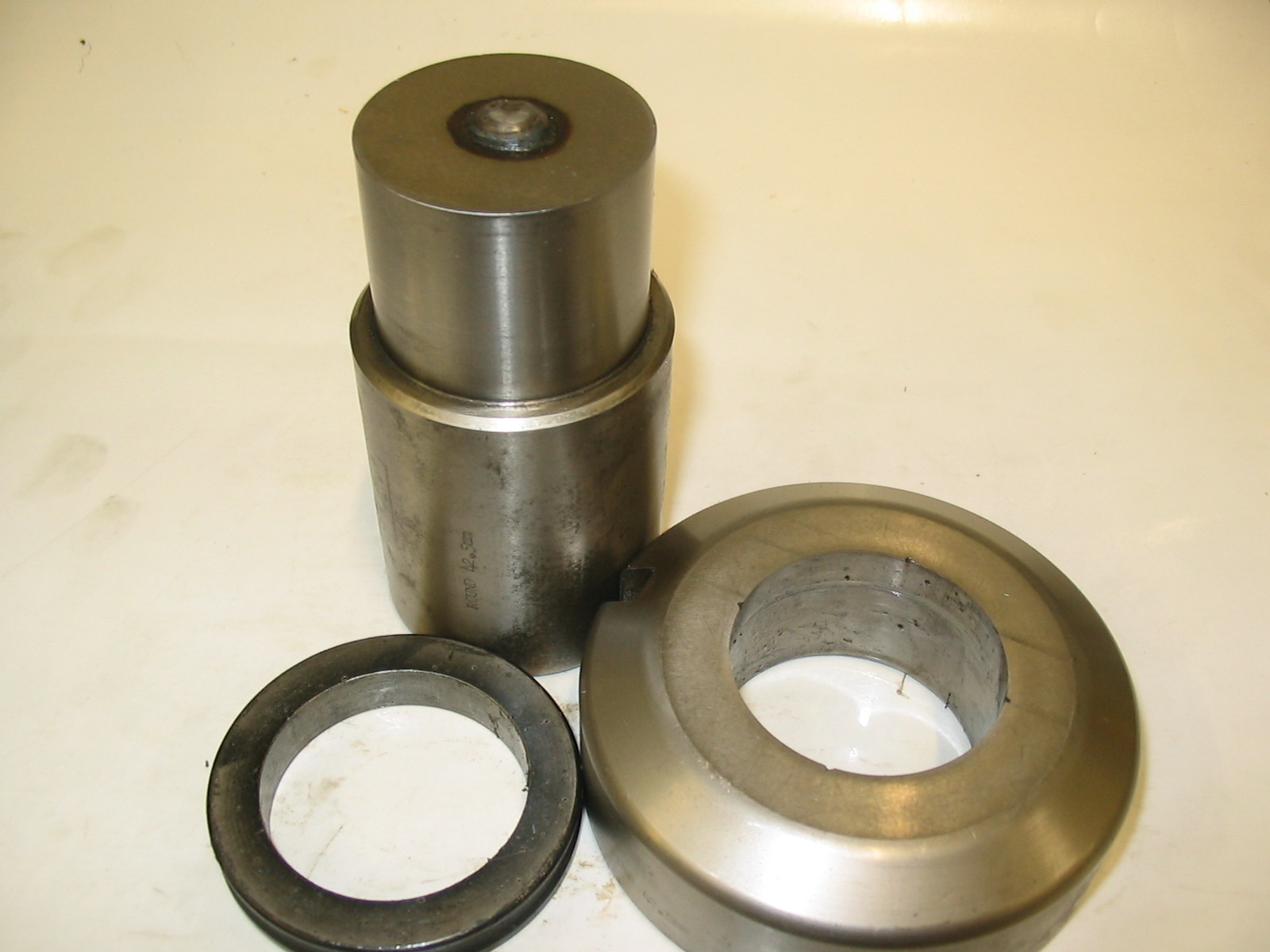 C STATION ALPUNCH ROUND PUNCH 42.5MM WITH DIE 0.3MM CLEARANCE