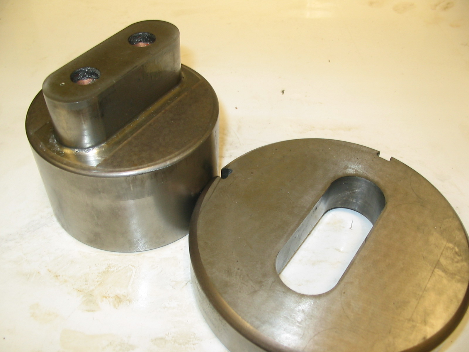 D STATION WILSON PUNCH 72.6 X 25.5MM WITH DIE 0.10MM CLEARANCE