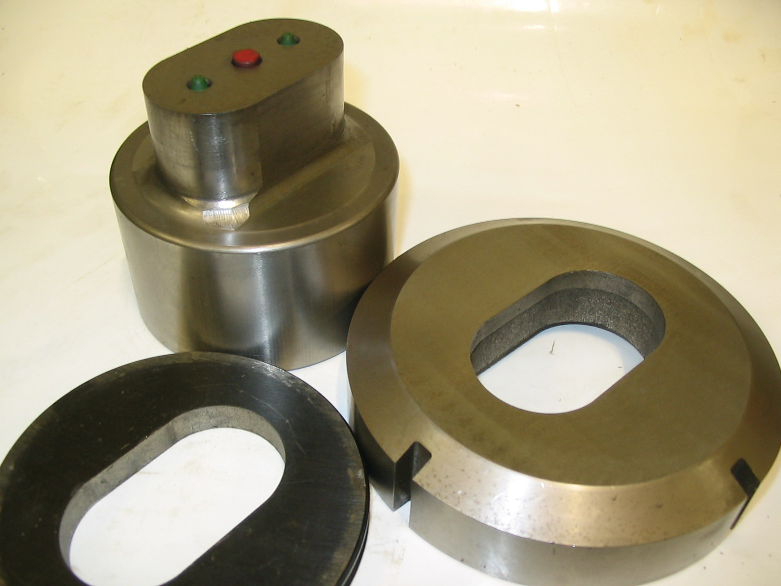 D STATION RYDAL PUNCH 64 X 38MM WITH DIE 0.4MM CLEARANCE