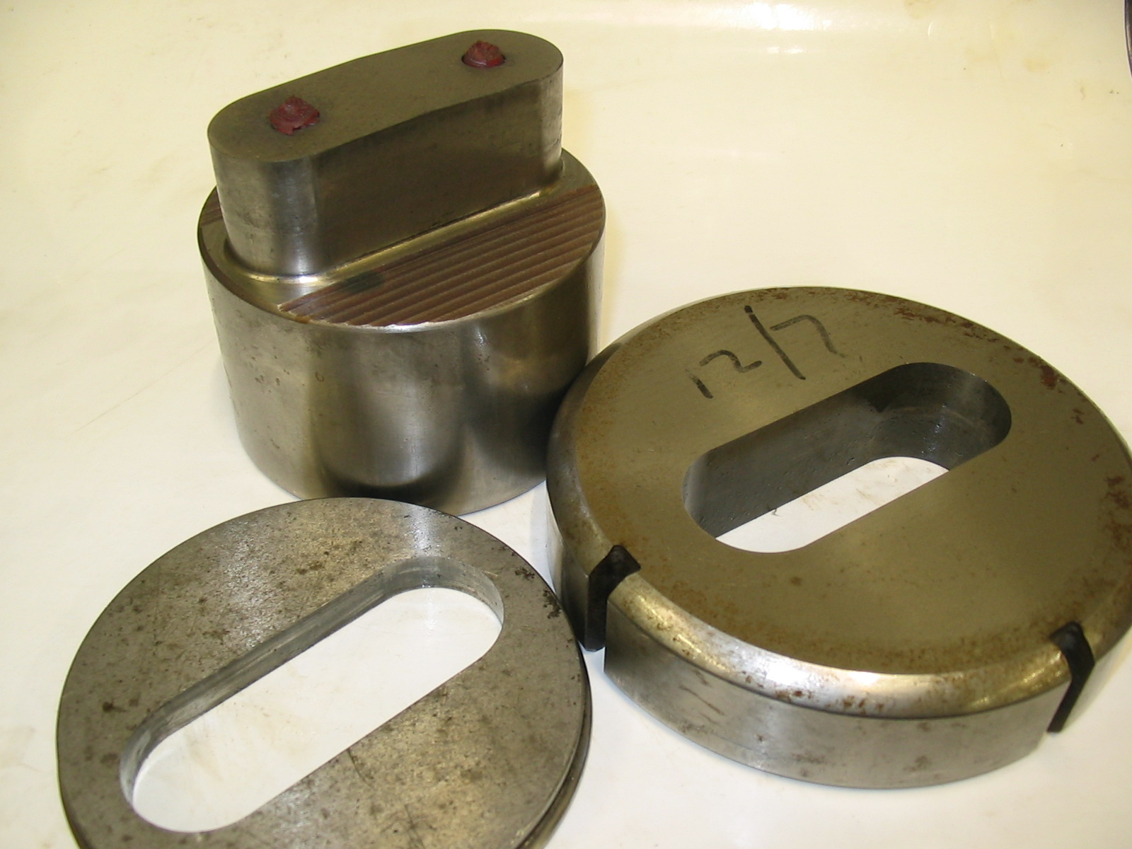 D STATION WILSON PUNCH 80 X 30MM WITH DIE 0.25MM CLEARANCE