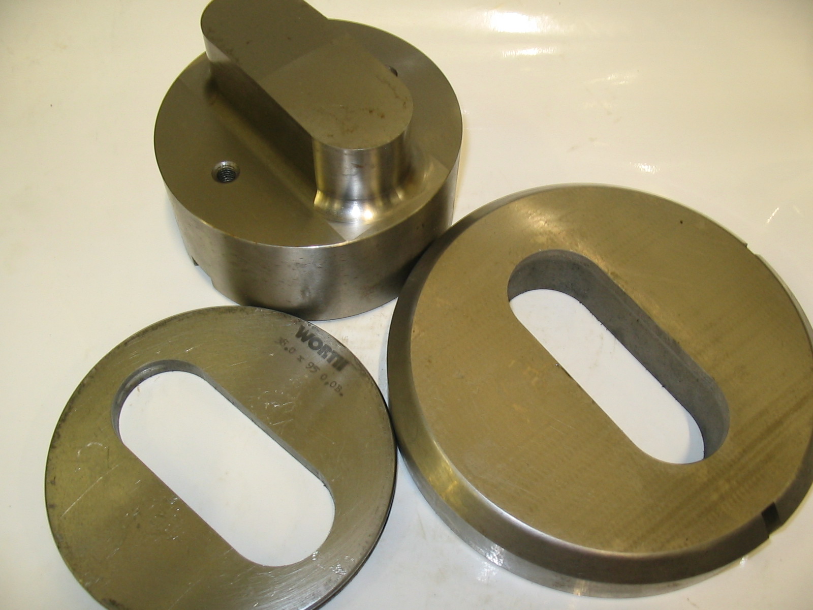 WORTH OB-ROUND PUNCH 38 X 95MM WITH DIE