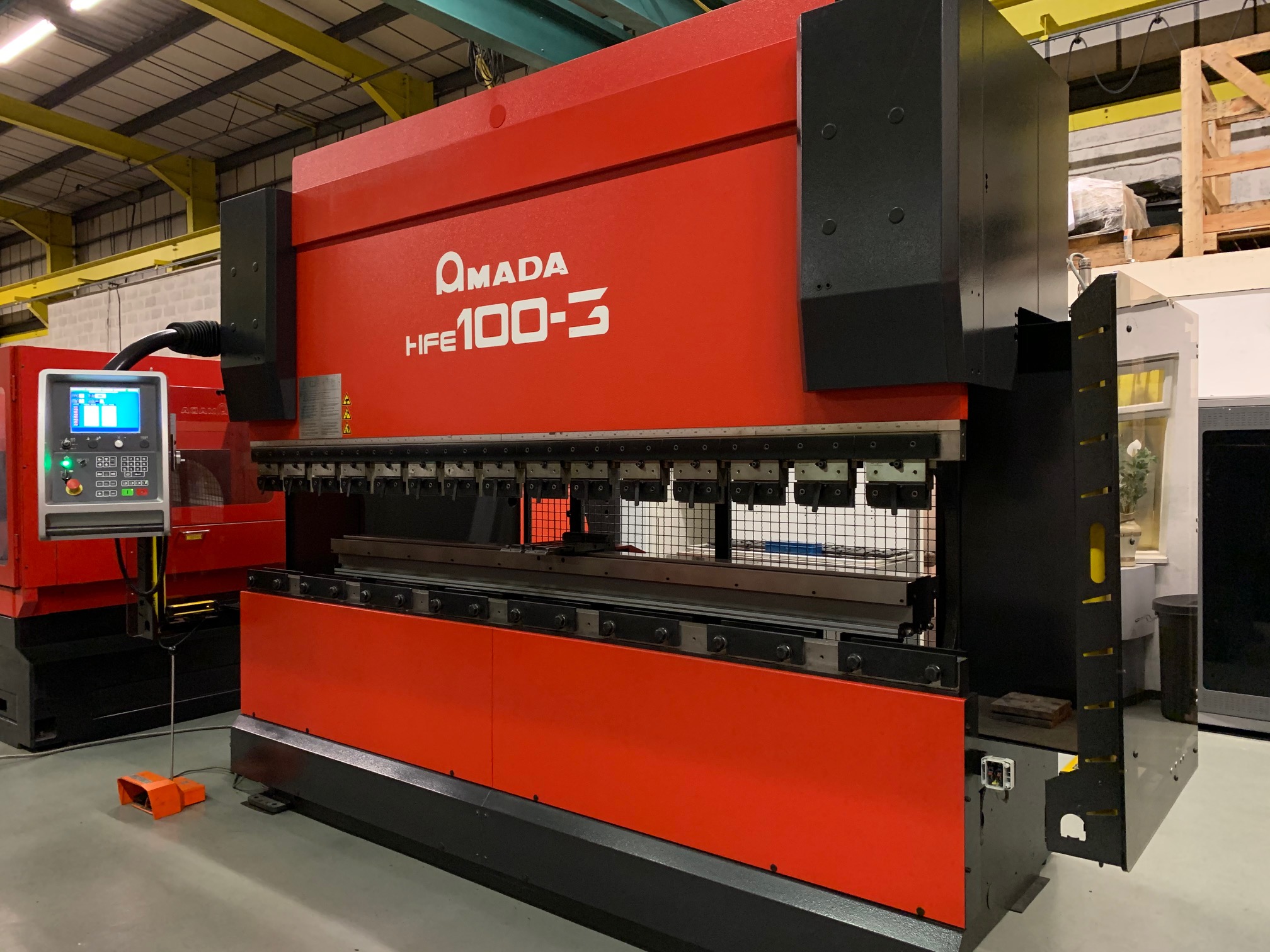 AMADA STYLE PRESS BRAKE TOOLING STOCK N0 01890 - Image 7