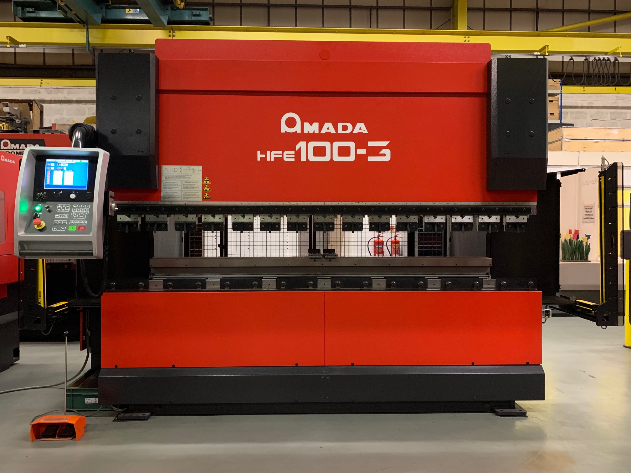 AMADA STYLE PRESS BRAKE TOOLING STOCK N0 01890 - Image 8