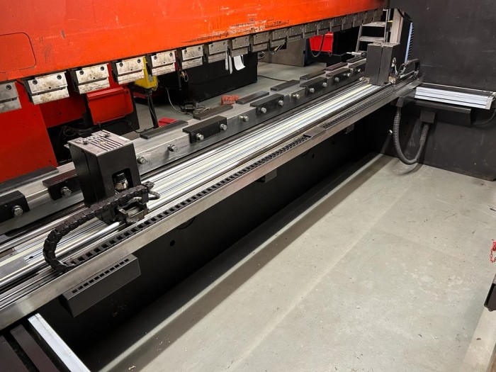 AMADA HFB 220-4 STOCK NO 01909 - Image 3