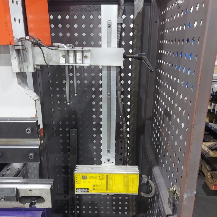 BYSTRONIC EP 31-100  100 X 3100CNC PRESS BRAKE STOCK NO 01928 - Image 7